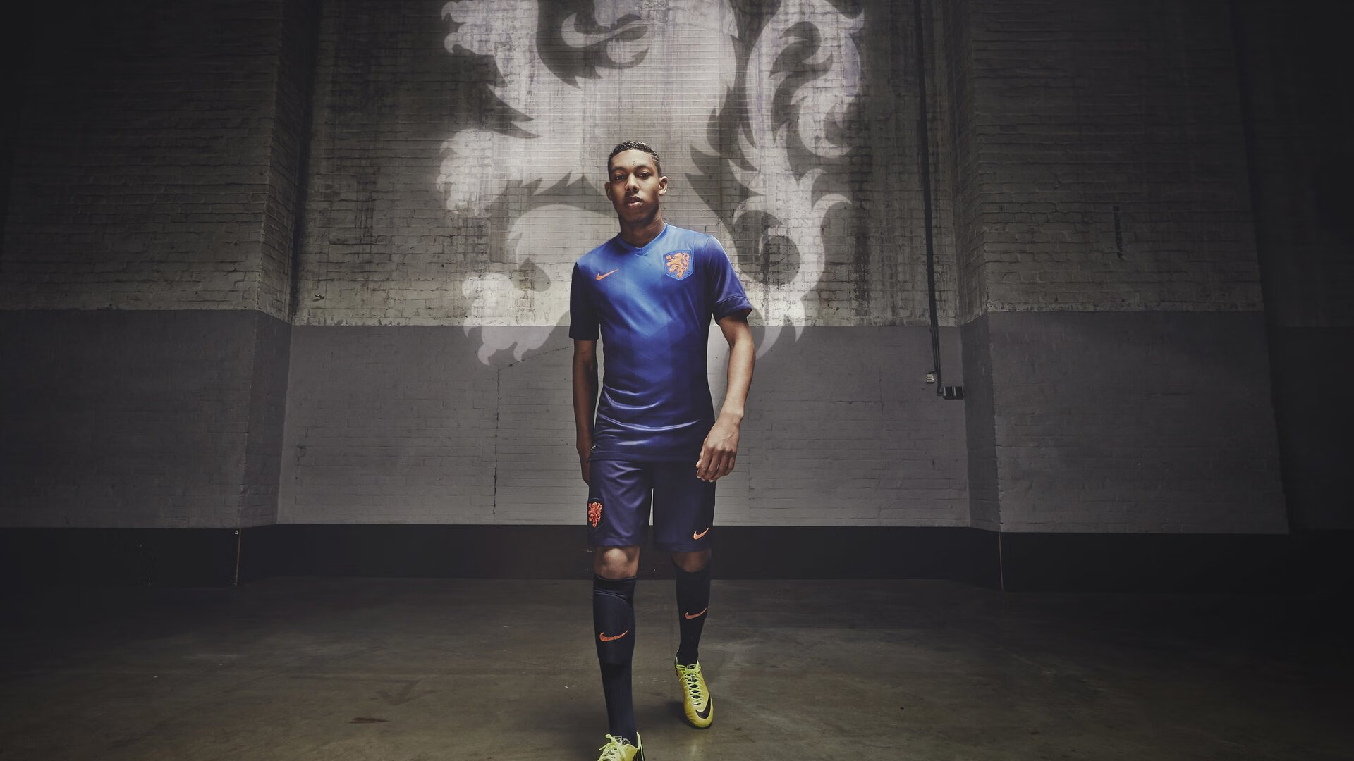 “未来之星青少年足球明星巡展全国巡回，展现青春风采”，校园足球未来之星典型事迹